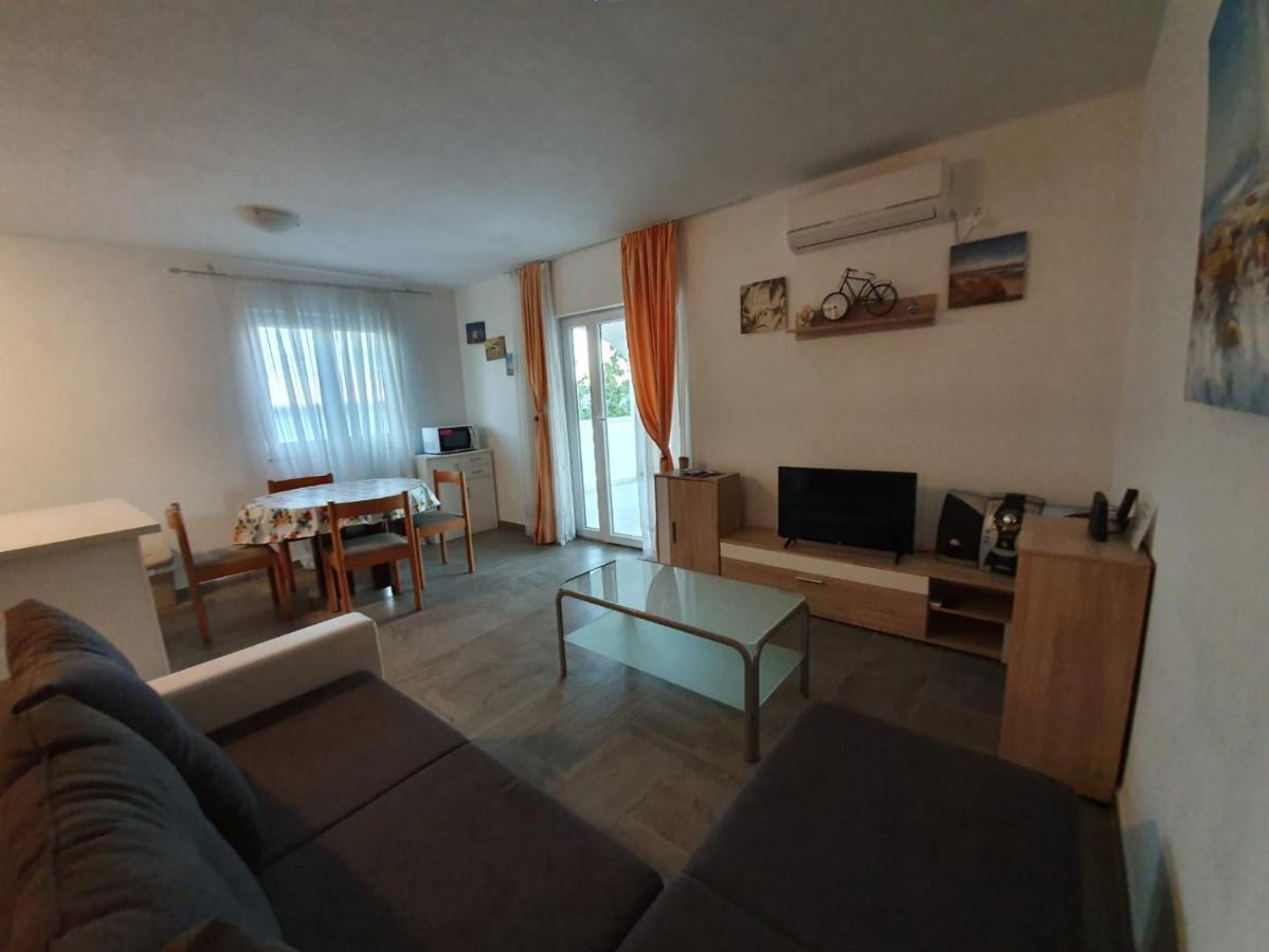 Apartmani Lucija Maslenica Extérieur photo